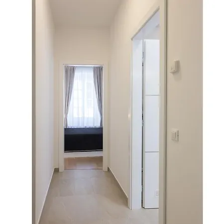 Gasthuis Klarisa Palace 4*