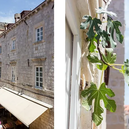 Gasthuis Klarisa Palace 4*
